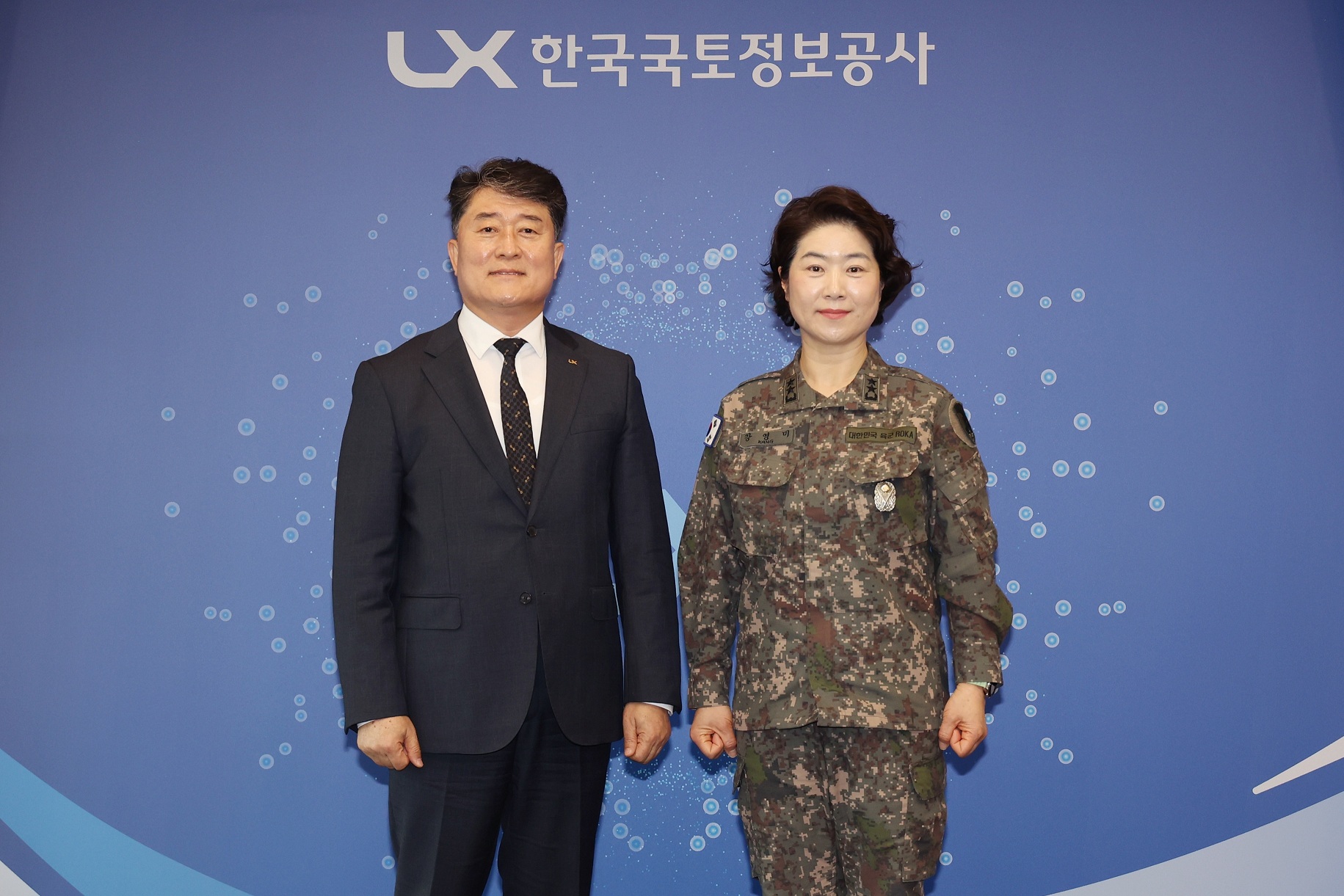 국방시설본부-LX상호 발전 간담회(2)(260414).jpg 첨부 이미지